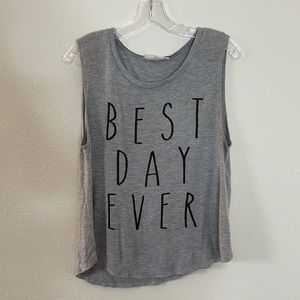 It Love Closet Gray Black Logo Sleeveless Tank Top M Workout Stretch Pullover
